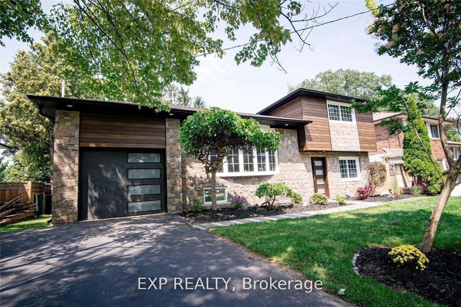 Property Photo: 2117 Bridge Road ON L6L 2E8