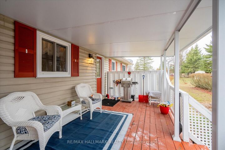 6 Seymour Street S — photo 1