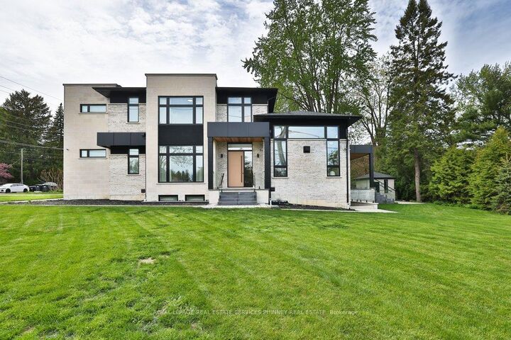 Property Photo: 1143 Kane Road ON L5H 2M2