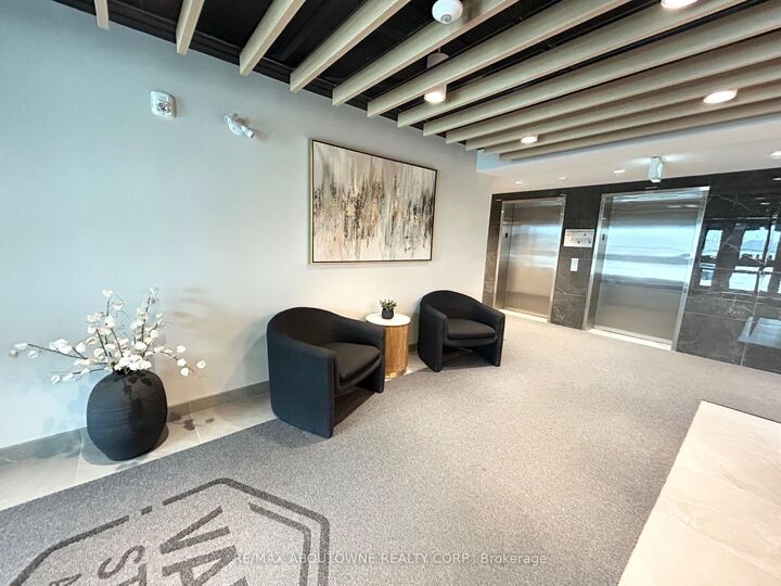 Property Photo: 28 Westhill Drive 117 ON N2J 0G8