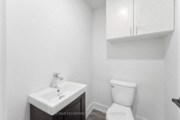 Property Photo: 968 Main Street E ON L8M 1M8