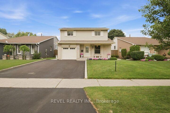 Property Photo: 119 Brantwood Park Road ON N3P 1G1