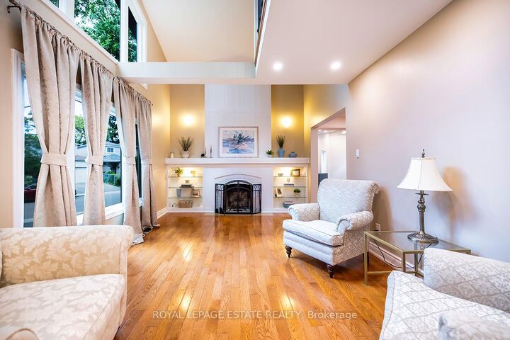 Property Photo:  103 Aylesworth Avenue  ON M1N 2J7 