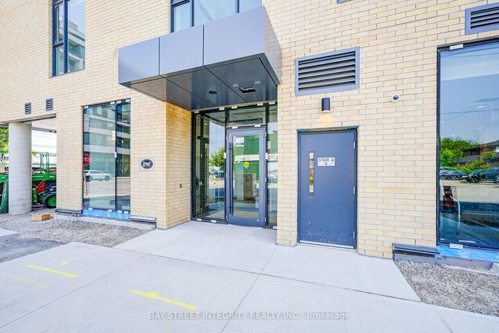Property Photo: 6 Chartwell Road 505 ON M8Z 0H2