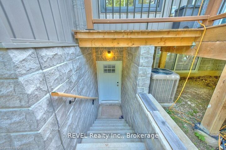 Property Photo: 491 Geneva Street ON L2N 2H4