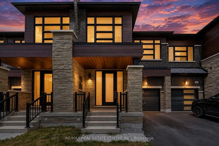 Property Photo: 1062 Skyridge Boulevard ON L1X 0G5