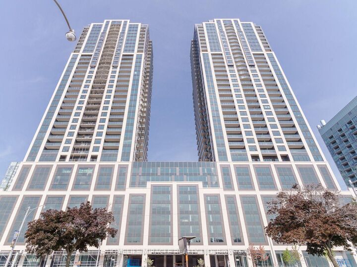 Property Photo: 1926 Lakeshore Boulevard W 1701 ON M6S 1A1