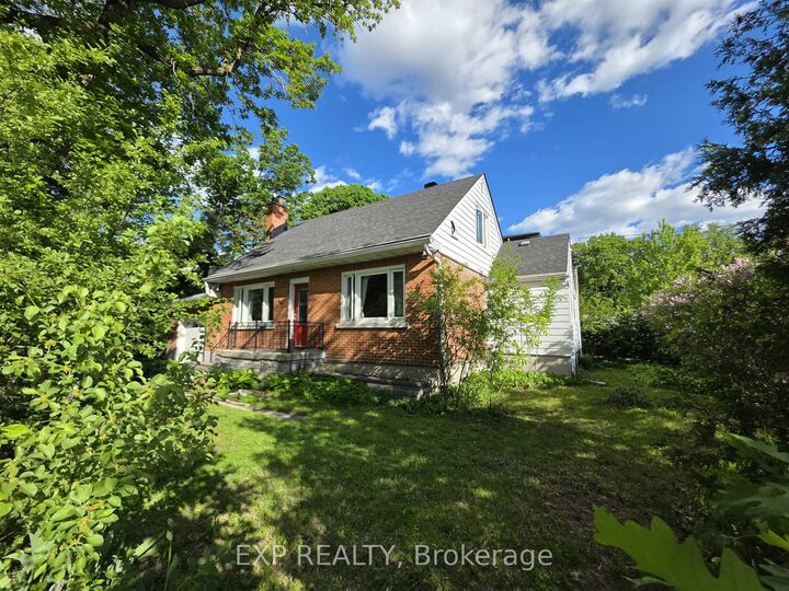 Property Photo:  44 Clearview Avenue  ON K1Y 2K5 