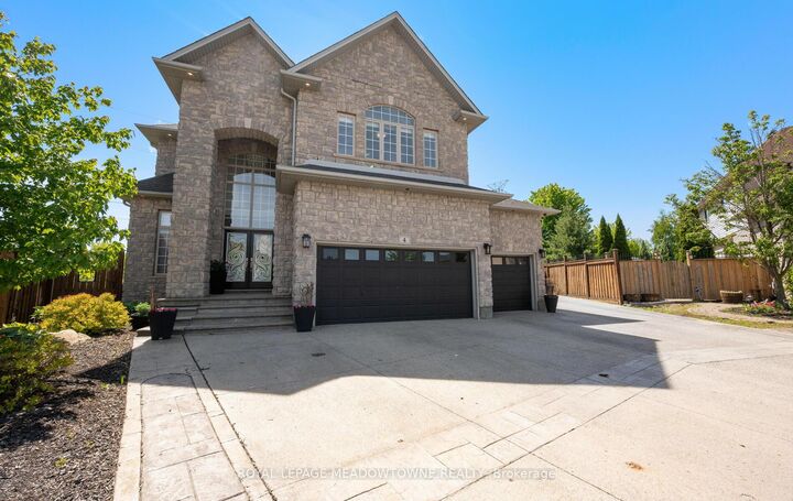 Property Photo: 4 Playfair Court ON L9K 1R6