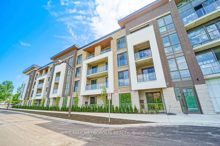 Property Photo: 385 Arctic Red Drive 225 ON L1L 0H8