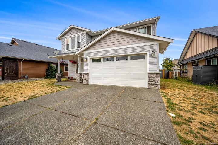 Property Photo: 2668 Grizedale Ave BC V0R 1S0