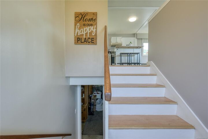 Property Photo: 978 Rupert Ave BC V0N 2N0