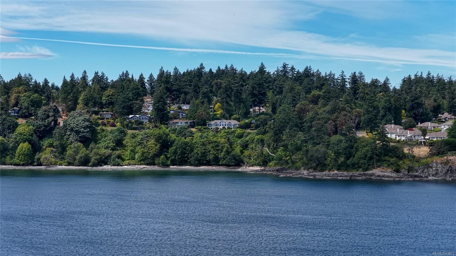 Property Photo: 2226 Arbutus Rd BC V8N 1V3