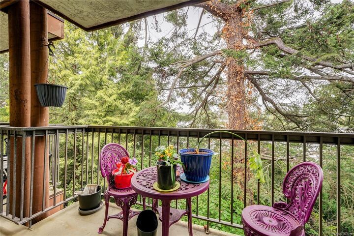 Property Photo: 1009 McKenzie Ave #304 BC V8X 4B1
