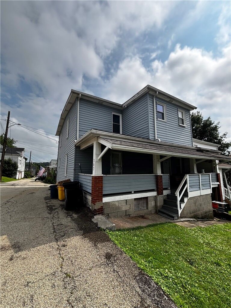 Property Photo: 307 Mulberry Ln B PA 15642
