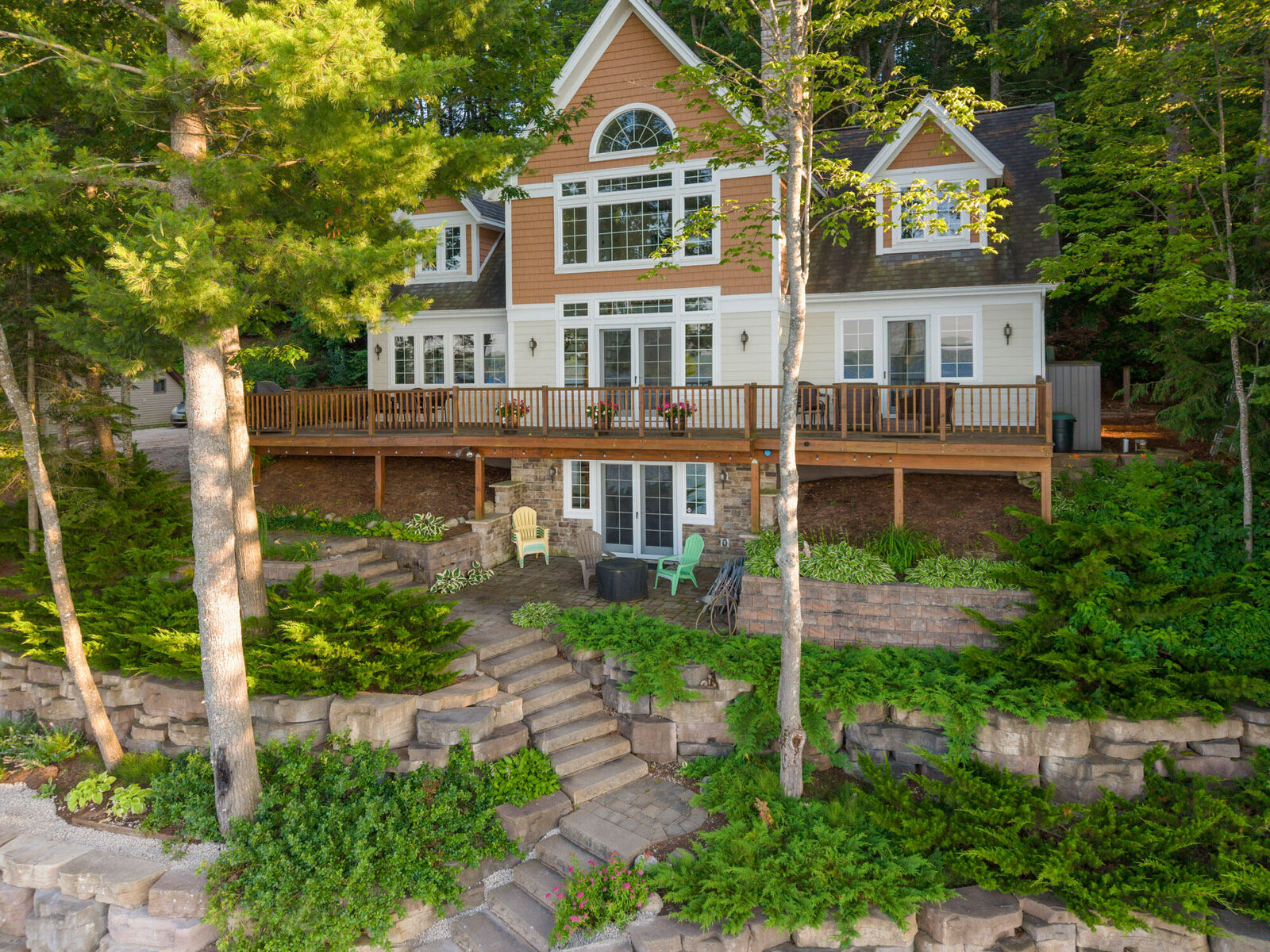 Property Photo: 8524 Kingsley Beach Drive MI 49749