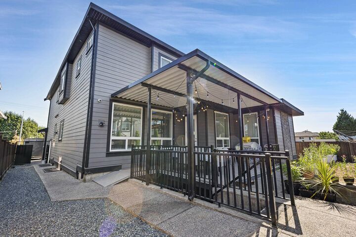 Property Photo: 18585 56 Avenue BC V3S 9E5