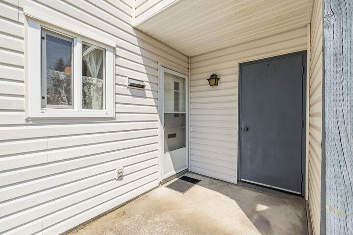 Property Photo: 6665 138 Street 87 BC V3W 5G7