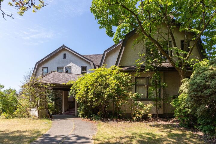 Property Photo: 4987 Connaught Drive BC V6M 3E8