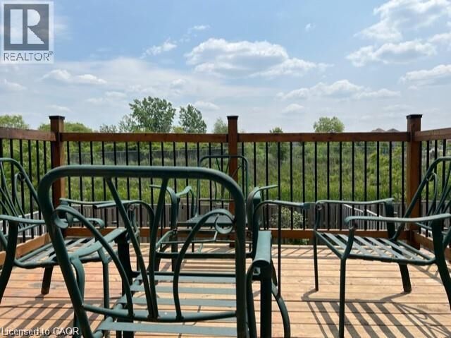 Property Photo: 300 Countrystone Crescent ON N2N 3S2