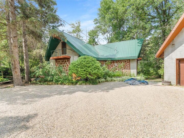 Property Photo:  65 River Road North  MB R0E 0C0 