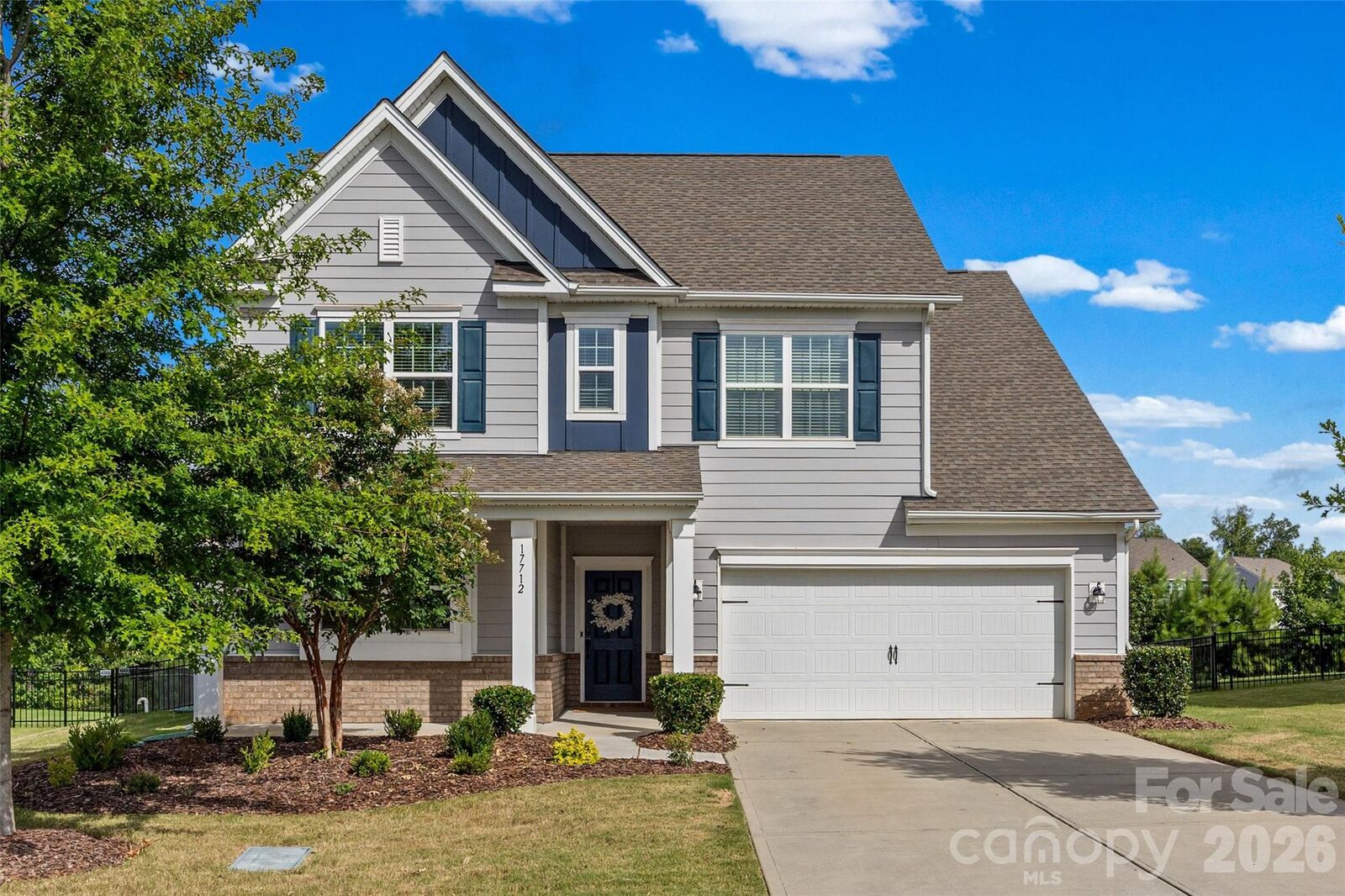 Property Photo:  17712 Terryglass Lane  NC 28278 
