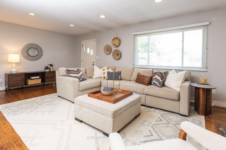 Property Photo: 7227 Iuka Avenue OH 45243