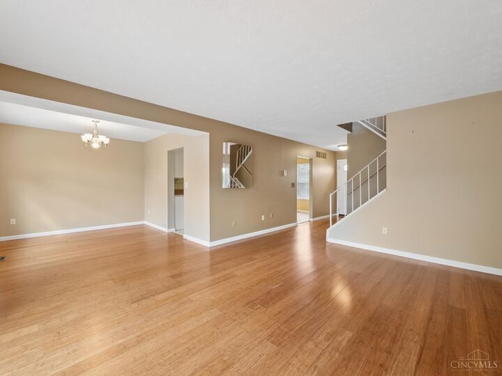 Property Photo:  42 Applewood Drive  OH 45014 