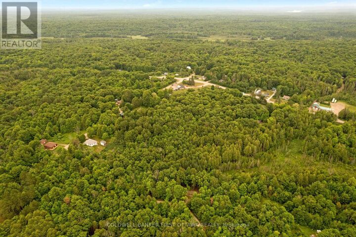 Property Photo: 1039 Sunset Strip Lane ON K0H 2J0