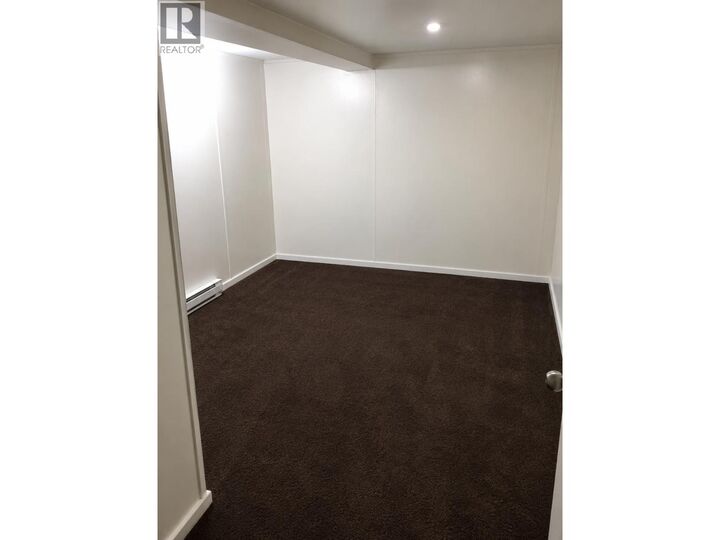 Property Photo: 1060 West Fraser Road 2 BC V2J 6G7