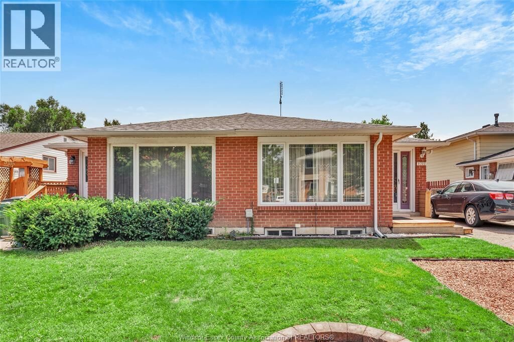 Property Photo:  9703 Melville  ON N8R 1B4 