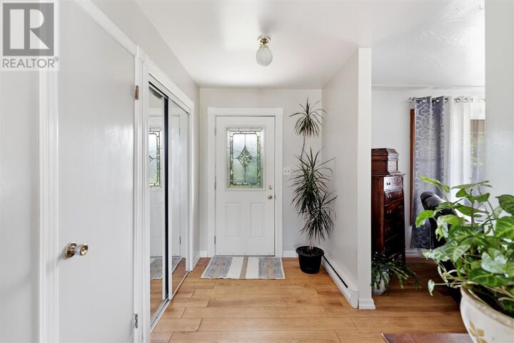 Property Photo: 305 Moss Rd ON P6A 5K8