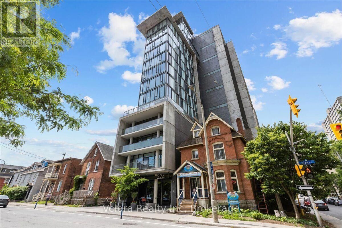 Property Photo:  224 Lyon Street 1014  ON K1R 0C1 