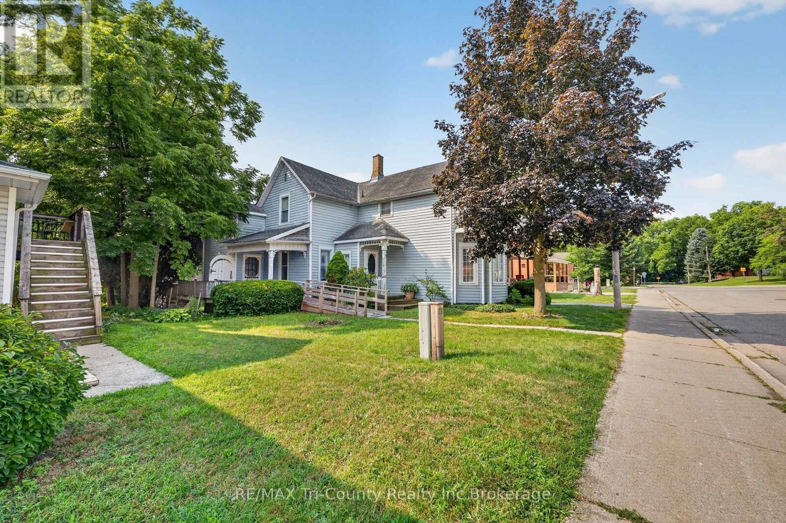Property Photo: 53 Brock Street West ON N4G 2A4