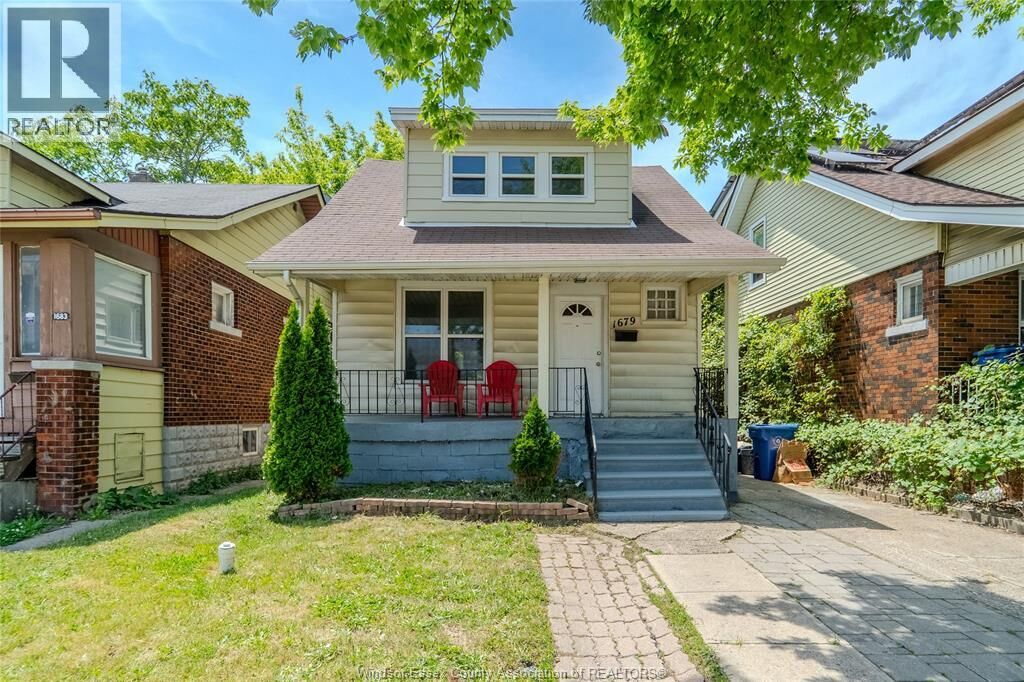 Property Photo:  1679 Howard Avenue  ON N8X 3T6 