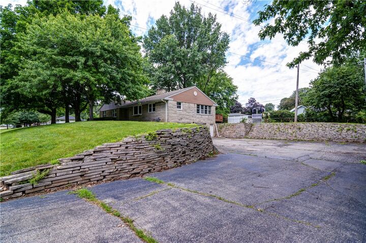 Property Photo:  8 NE Carroll Drive  IL 62526 