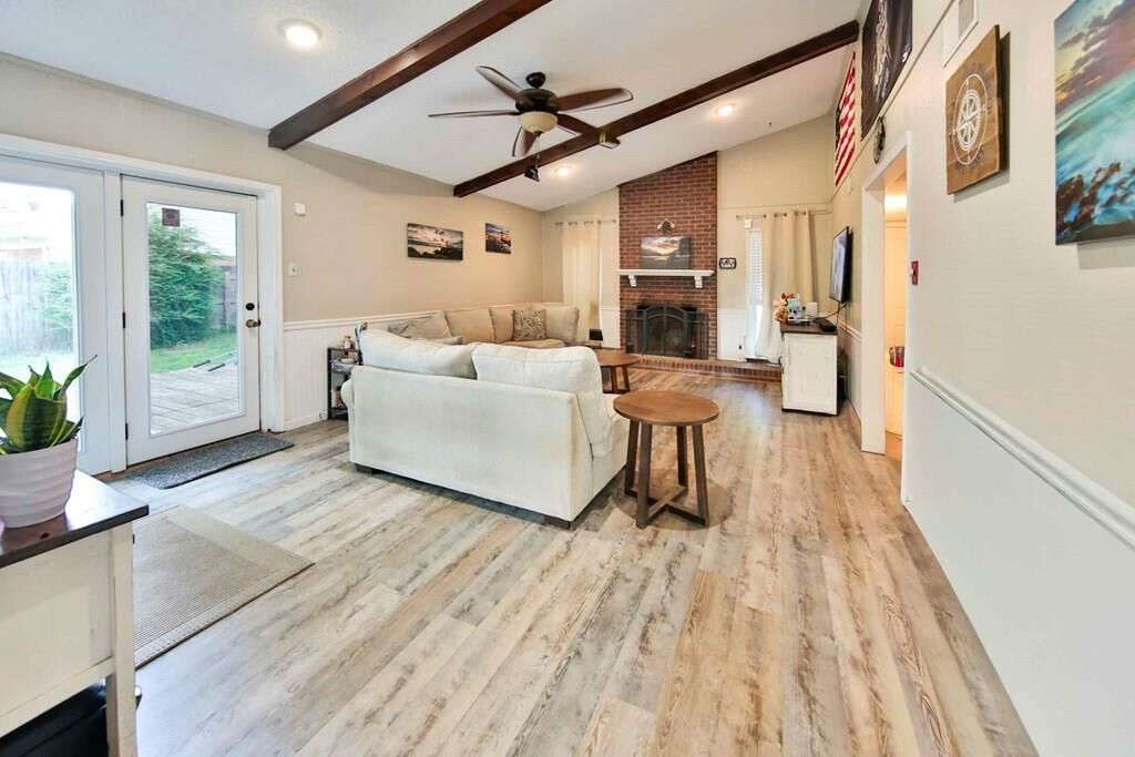 Property Photo:  908 Clement Road  AR 72301 