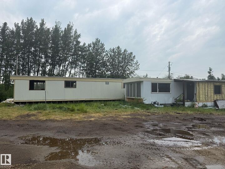 Property Photo:  6127 Hghway 16  AB T0E 0W0 