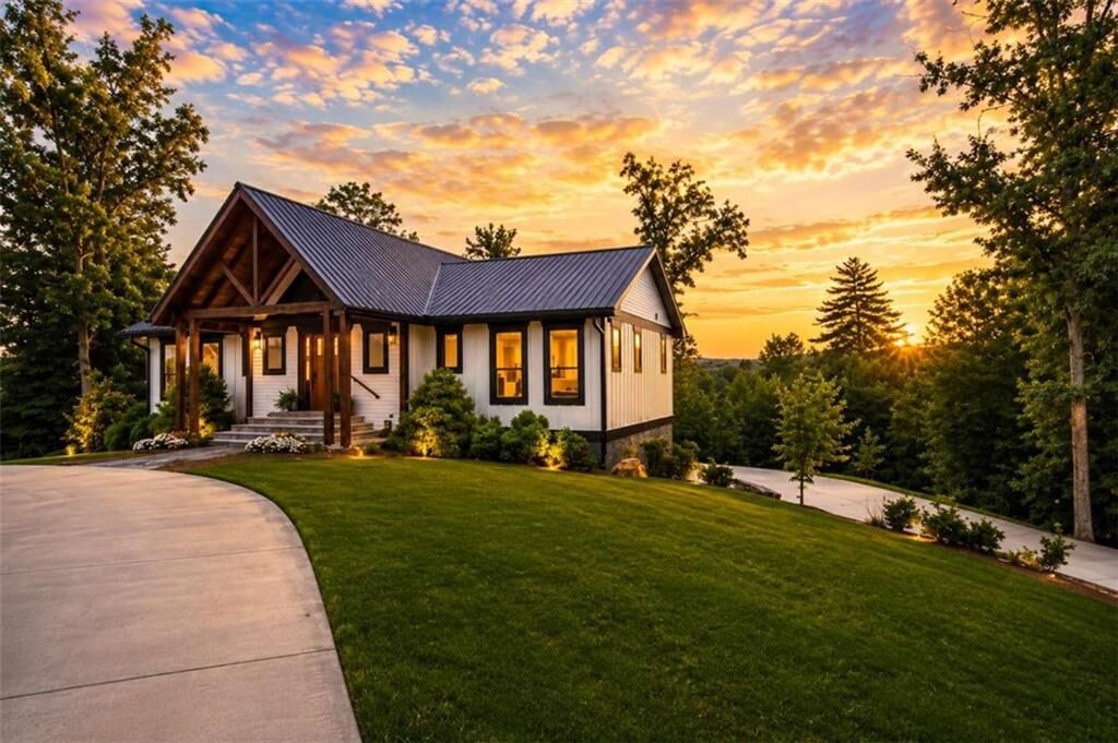 Property Photo:  1046 Crossroads Church Road  GA 30540 