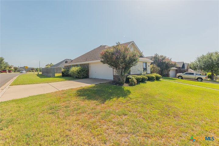 Property Photo:  1003 Ridgeview Drive  TX 76502 