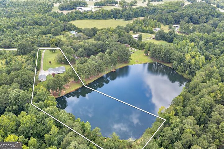 Property Photo:  926 Perkins Road  GA 30257 