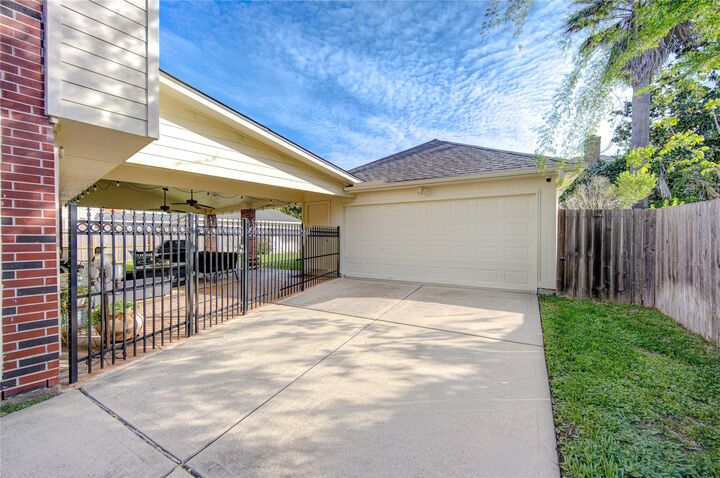 Property Photo:  4914 Hillswick Drive  TX 77479 