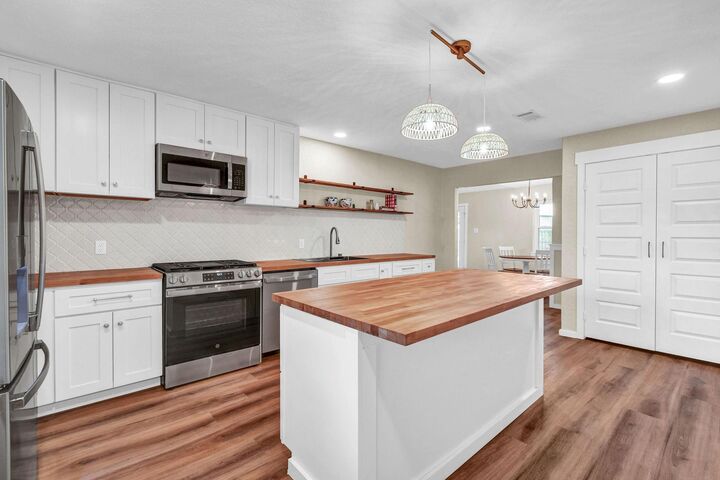 Property Photo: 5438 Novak Court TX 77534