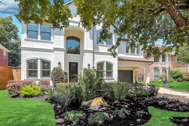 Property Photo: 1113 Howard Lane TX 77401