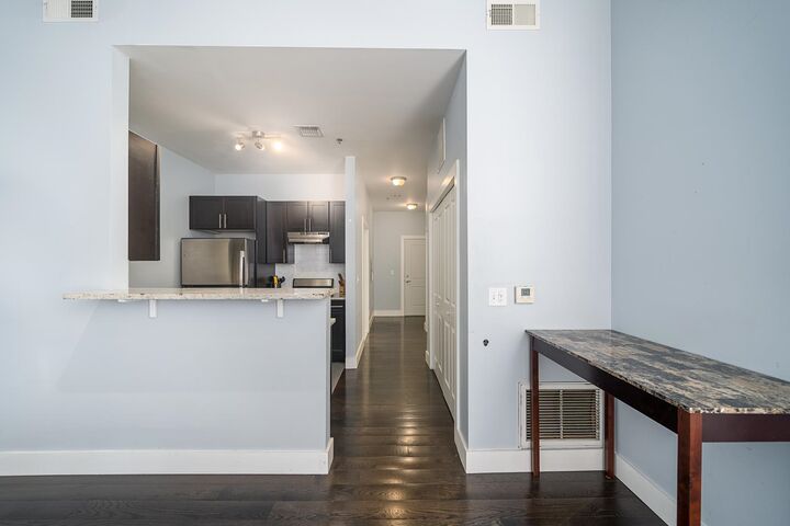 Property Photo:  235 Orient Ave 7  NJ 07305 