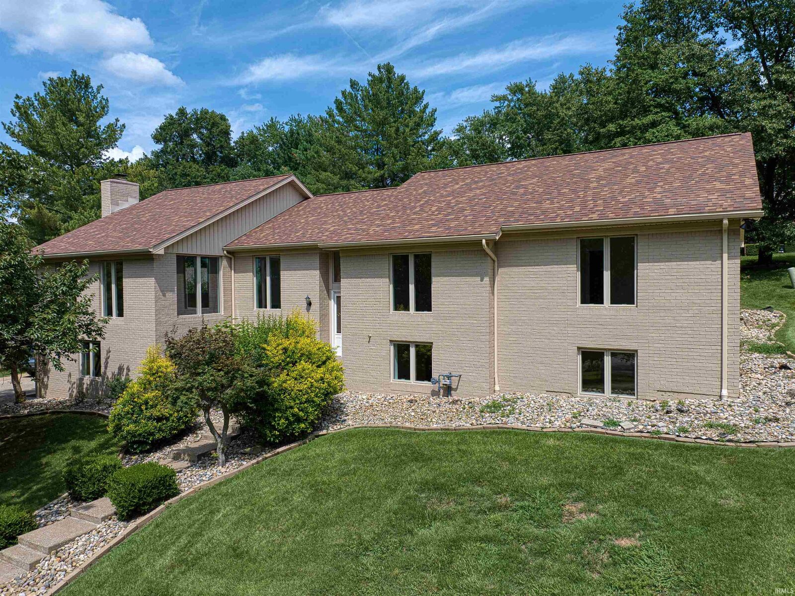 Property Photo: 6755 Old Stonehouse Drive IN 47630
