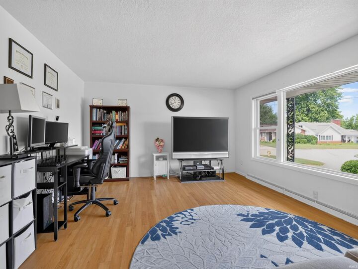 Property Photo:  604 Elm Street  IN 46774 