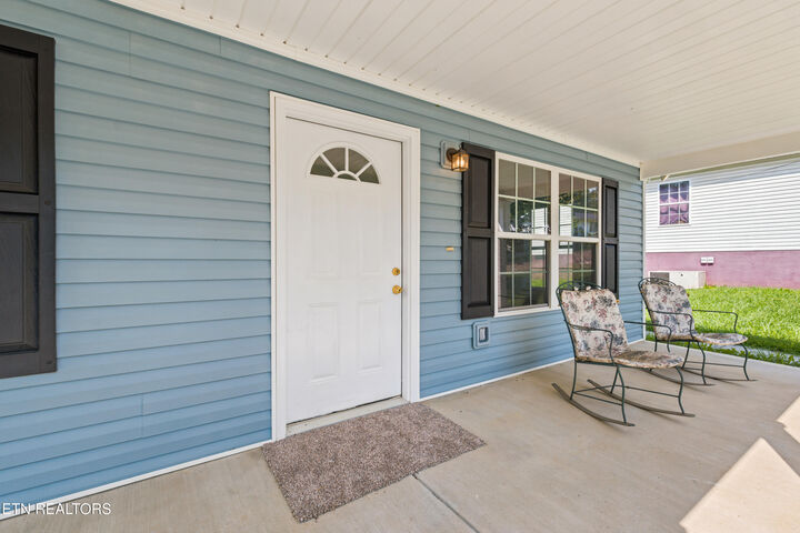 Property Photo: 407 Ellen Street TN 37920