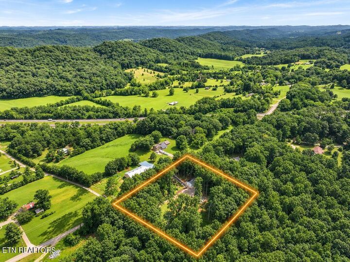 Property Photo: 471 Old Poplar Springs Rd TN 37763