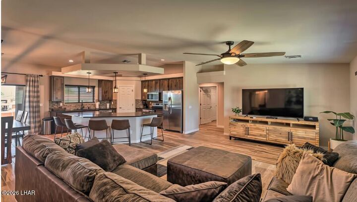 Property Photo:  3839 Winnebago Ln  AZ 86404 